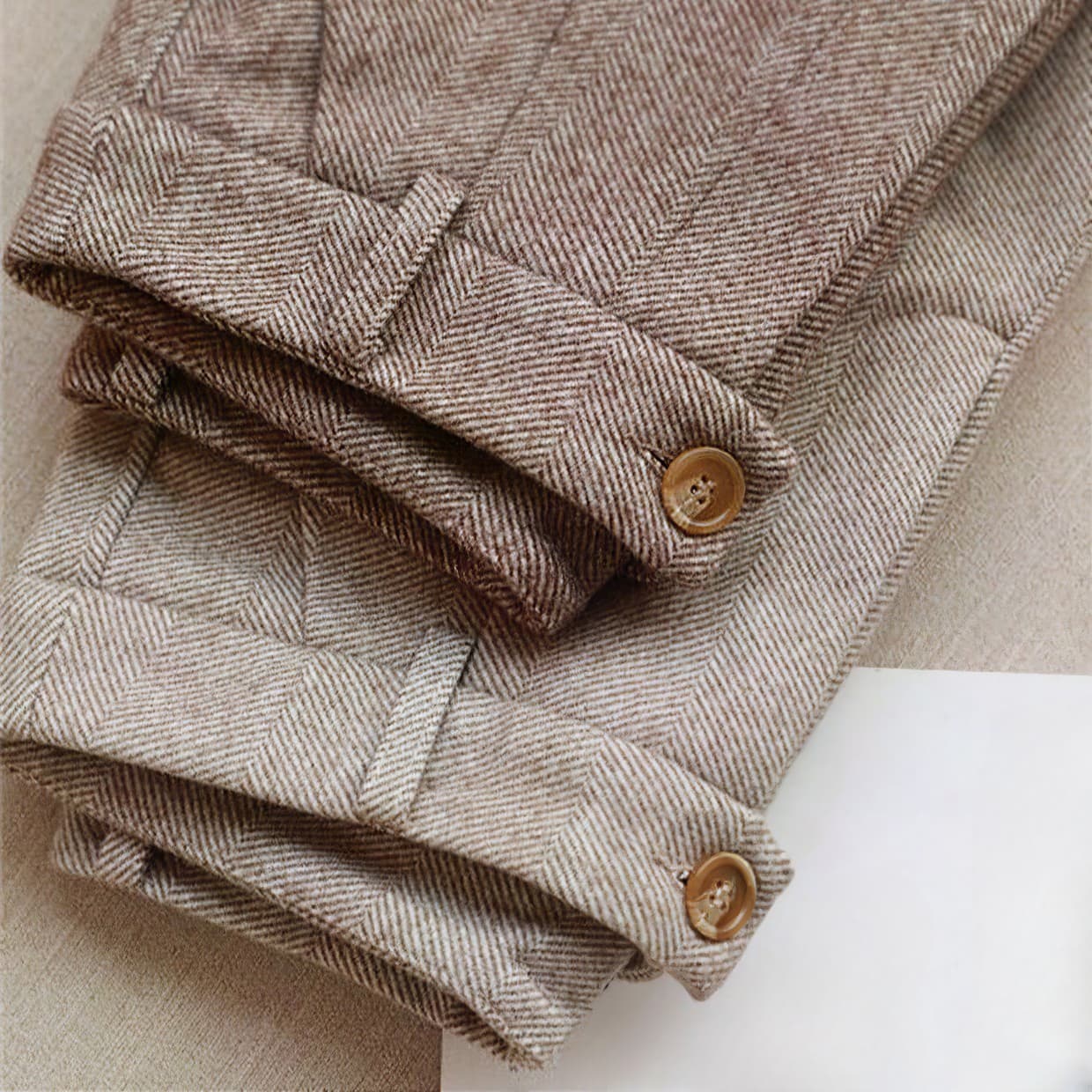 Eleganckie męskie spodnie z klasycznej wełny od Patryk Grzegorz