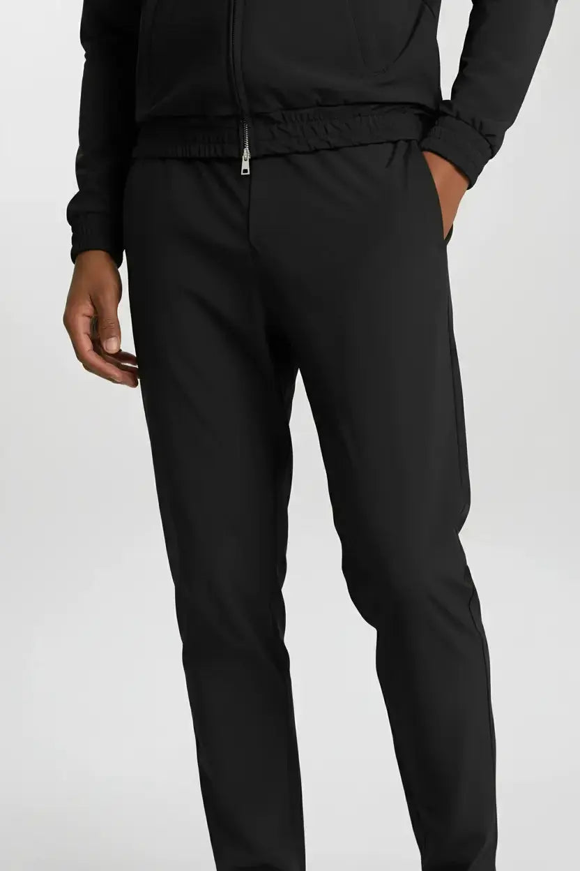 Elegancka i modna czarna czapka z kapturem Phantom